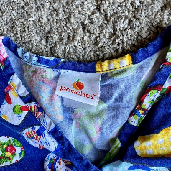 Tis the season!! Christmas scrubs!!🎅🧑🎄🤶 - Picture 3 of 11